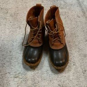 Womens LL Beans Snow boots, size 8
